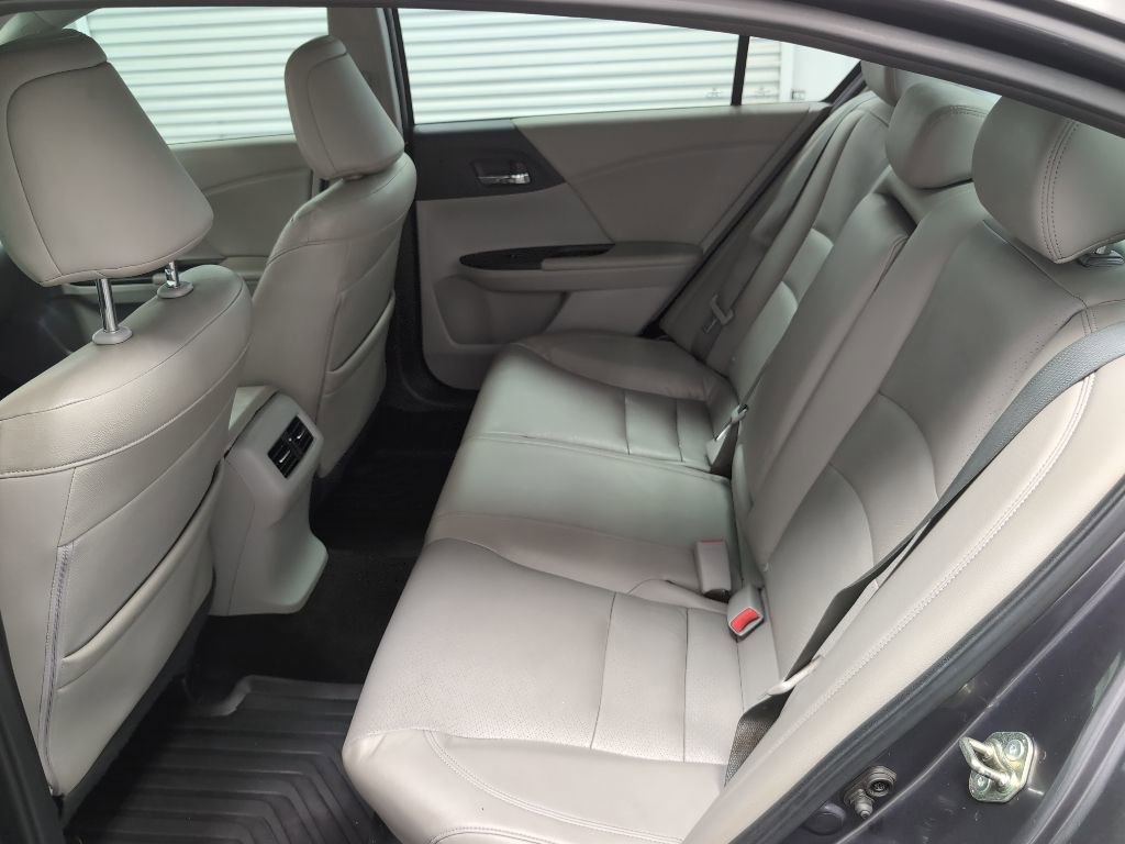 Used 2015 Honda Accord EX-L image 23
