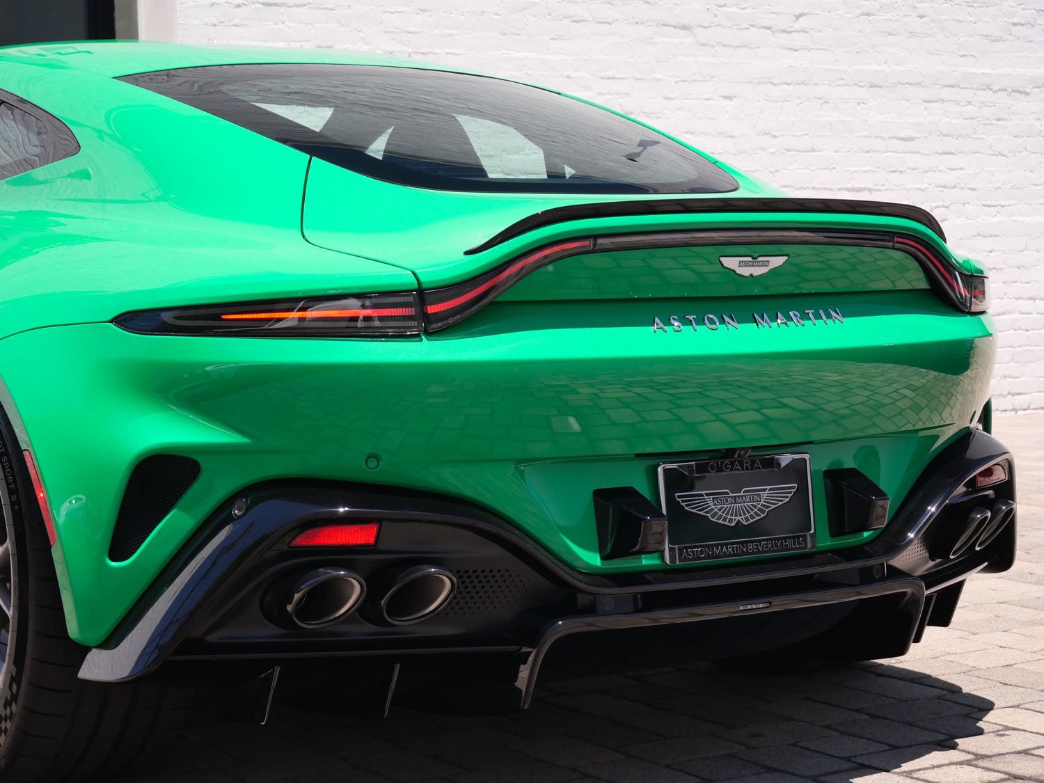 New 2026 Aston Martin V8 Vantage S RWD image 8