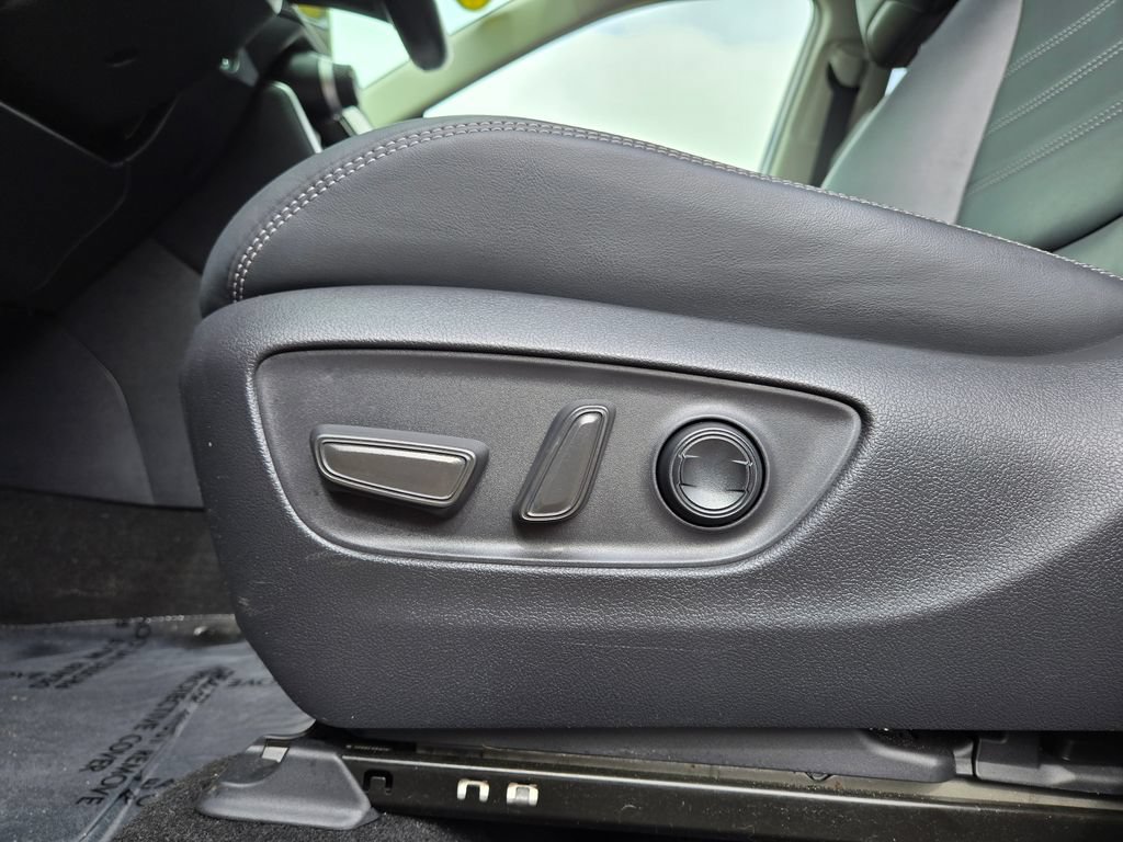 Used 2024 Toyota RAV4 XLE Premium w/ Weather Package AWD/4WD image 17