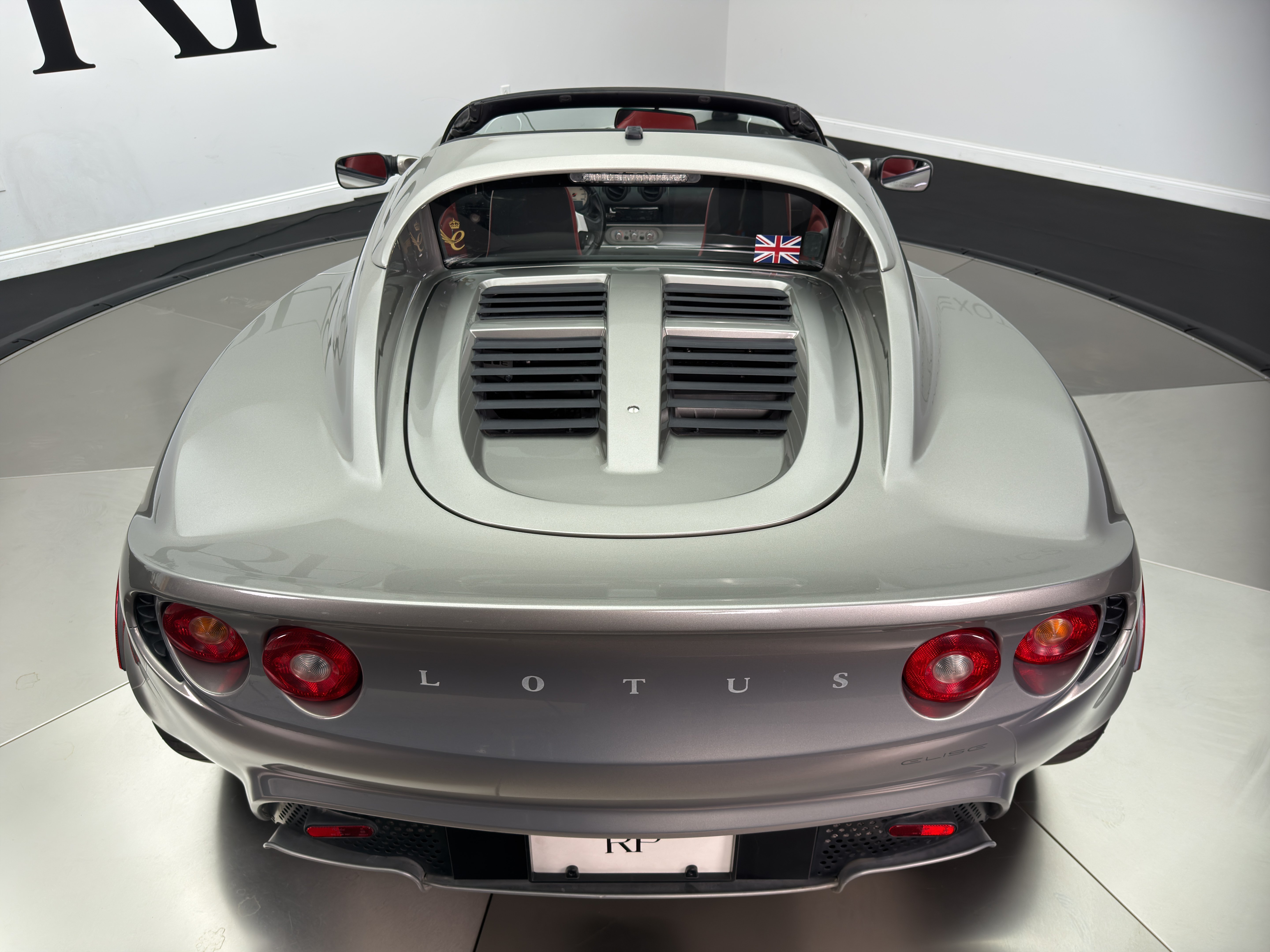 Used 2005 Lotus Elise RWD image 19