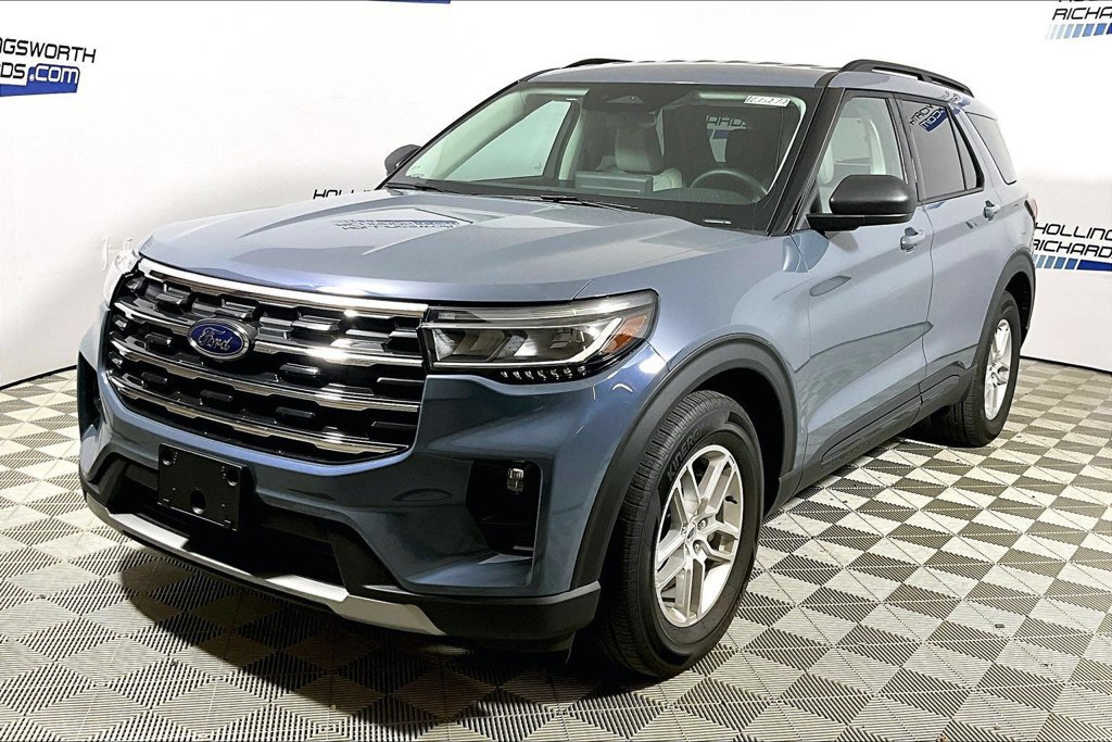 New 2026 Ford Explorer Active w/ Active Comfort Package