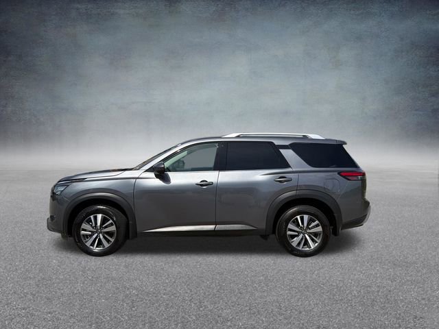 Used 2025 Nissan Pathfinder SL w/ Cargo Package image 12