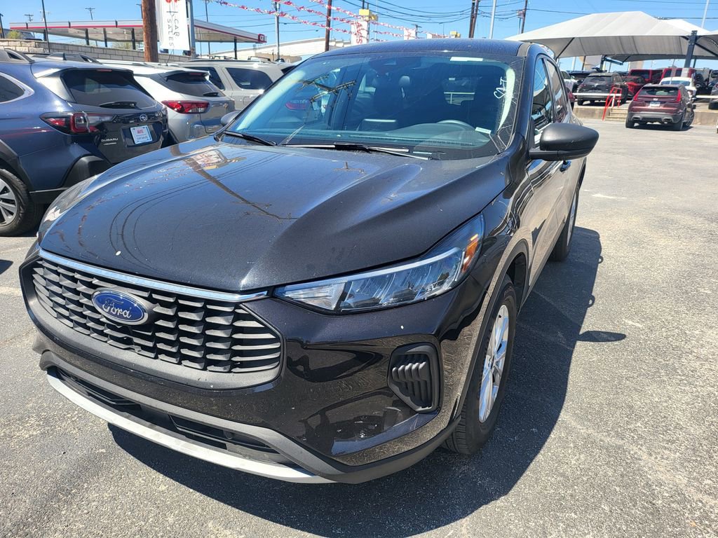 Used 2025 Ford Escape Active image 1
