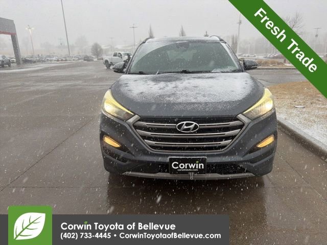 Used 2017 Hyundai Tucson Limited w/ Limited Ultimate Package 03 image 2