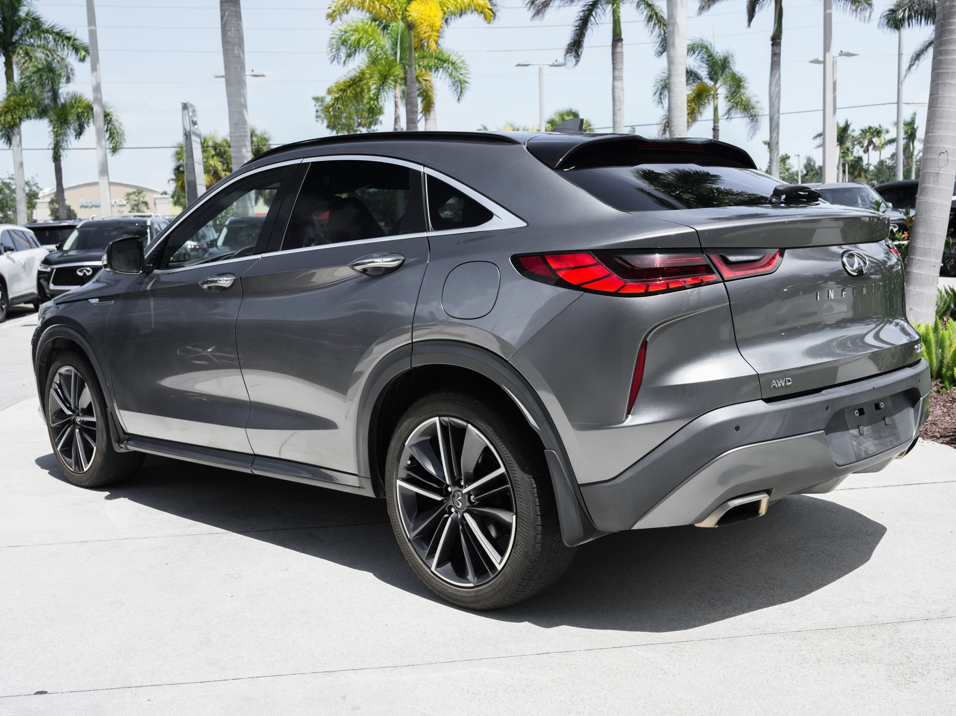 Used 2023 INFINITI QX55 Sensory w/ Lighting Package AWD/4WD image 8
