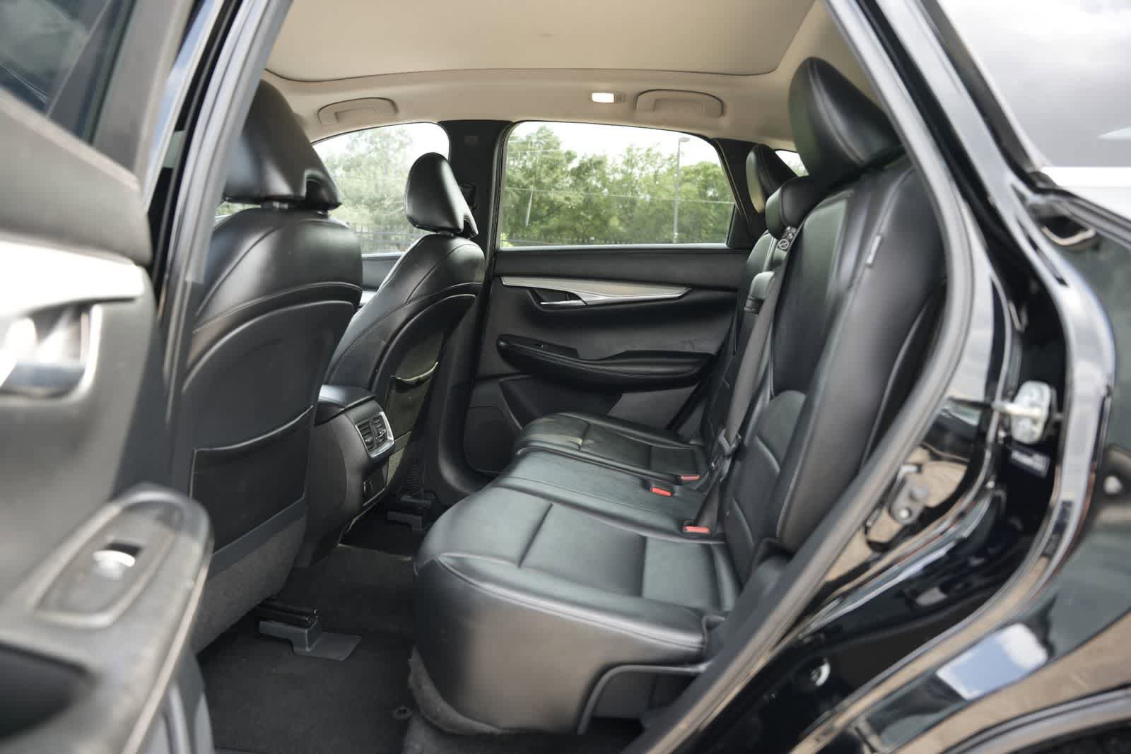 Used 2021 INFINITI QX50 Luxe FWD image 18
