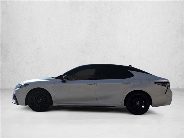 Used 2022 Toyota Camry XSE image 9