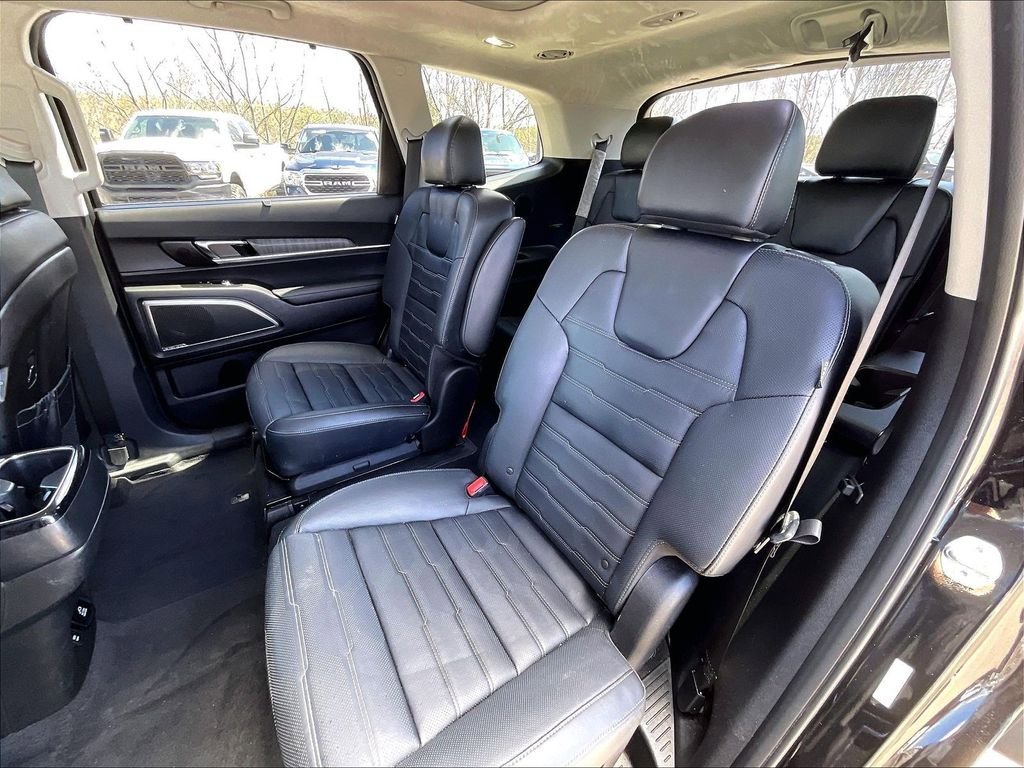Used 2024 Kia Telluride SX Prestige AWD/4WD image 14