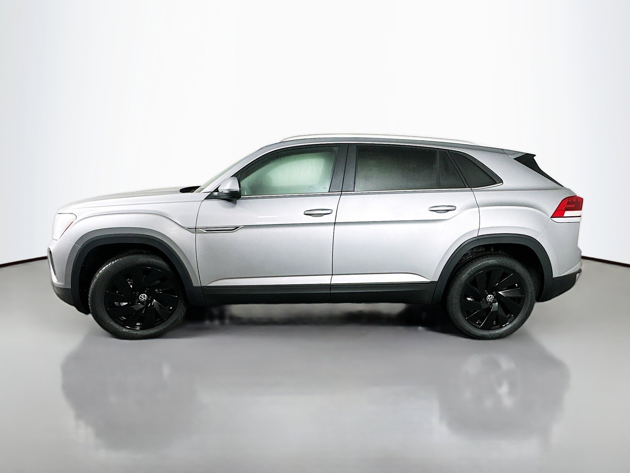 New 2026 Volkswagen Atlas Cross Sport SE AWD/4WD image 4