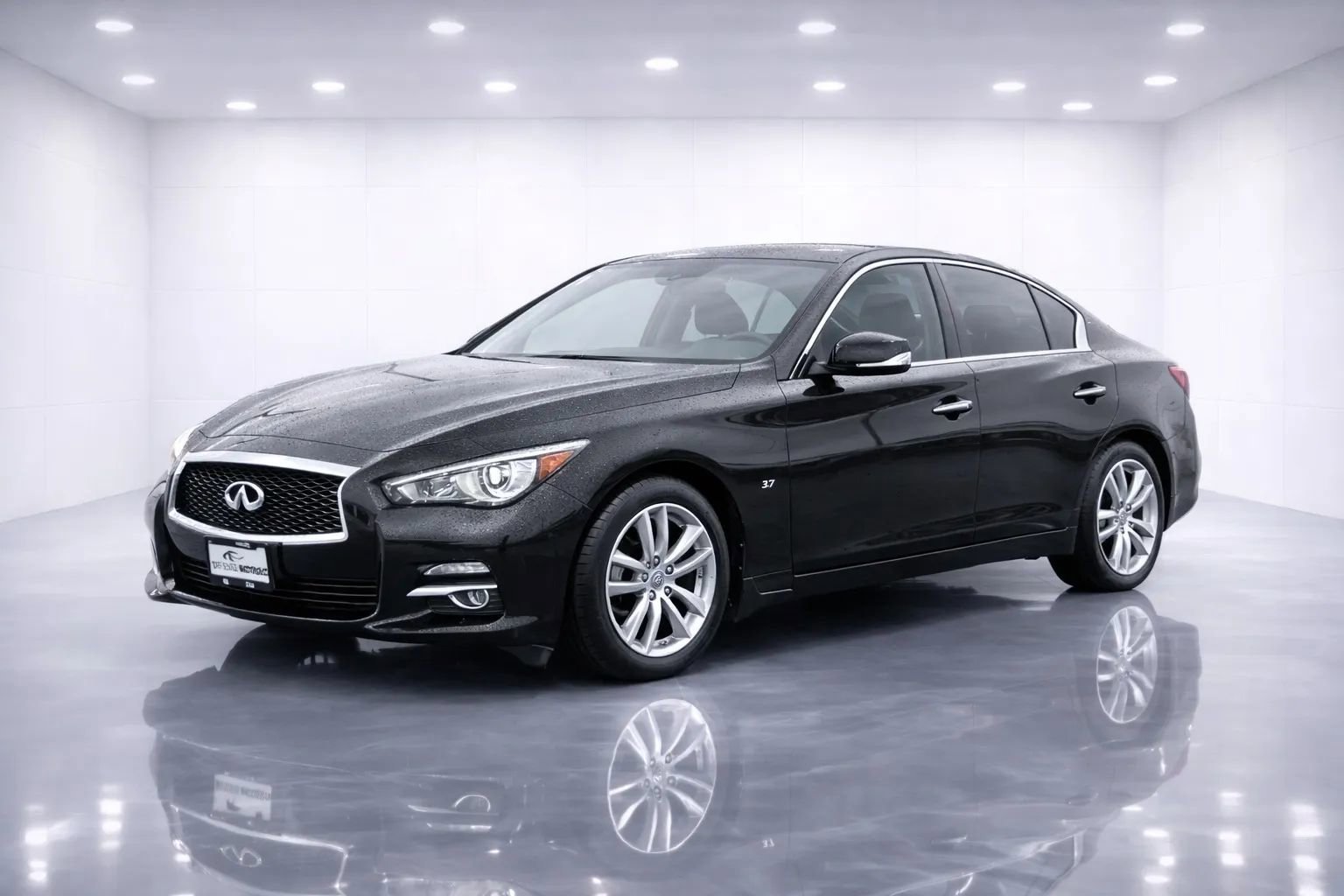 Used 2015 INFINITI Q50 Premium w/ Navigation Package image 1