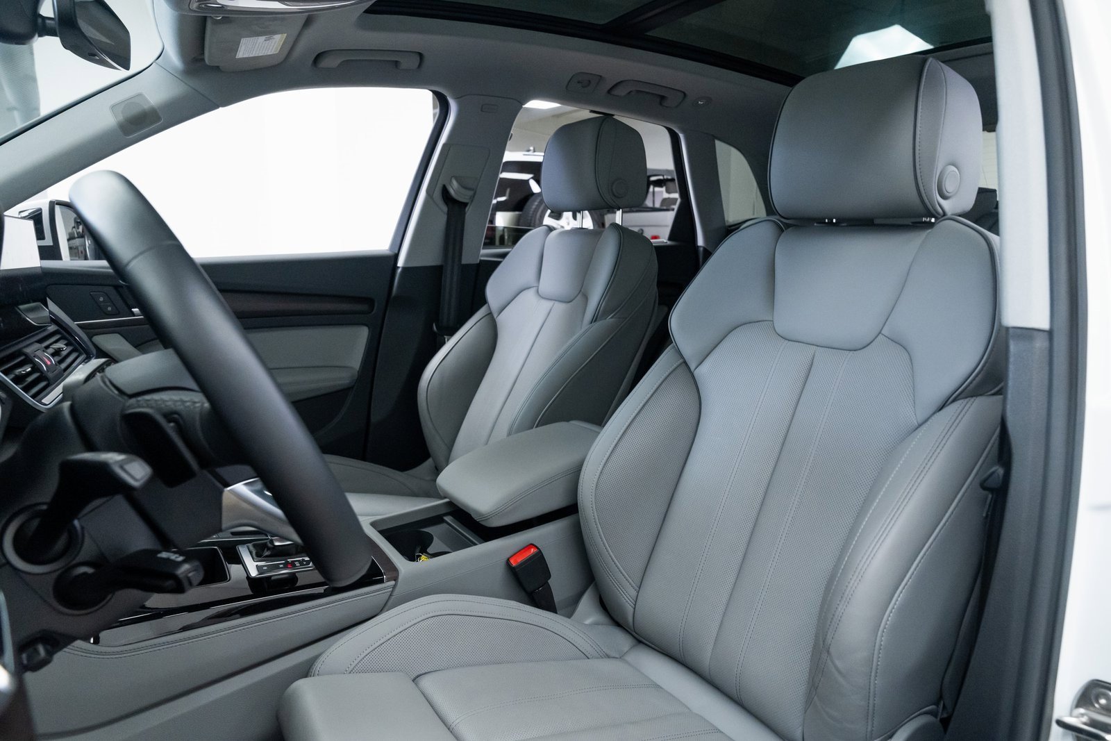 Used 2024 Audi Q5 e Premium Plus image 18