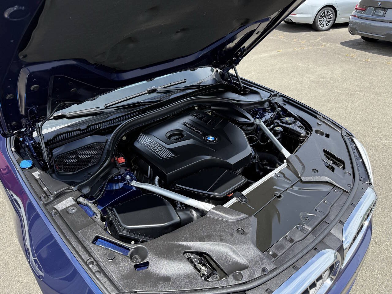 Used 2018 BMW 530i xDrive AWD/4WD image 24