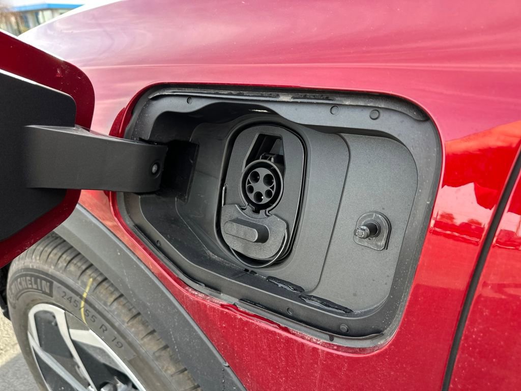 New 2026 Chevrolet Equinox EV LT image 18