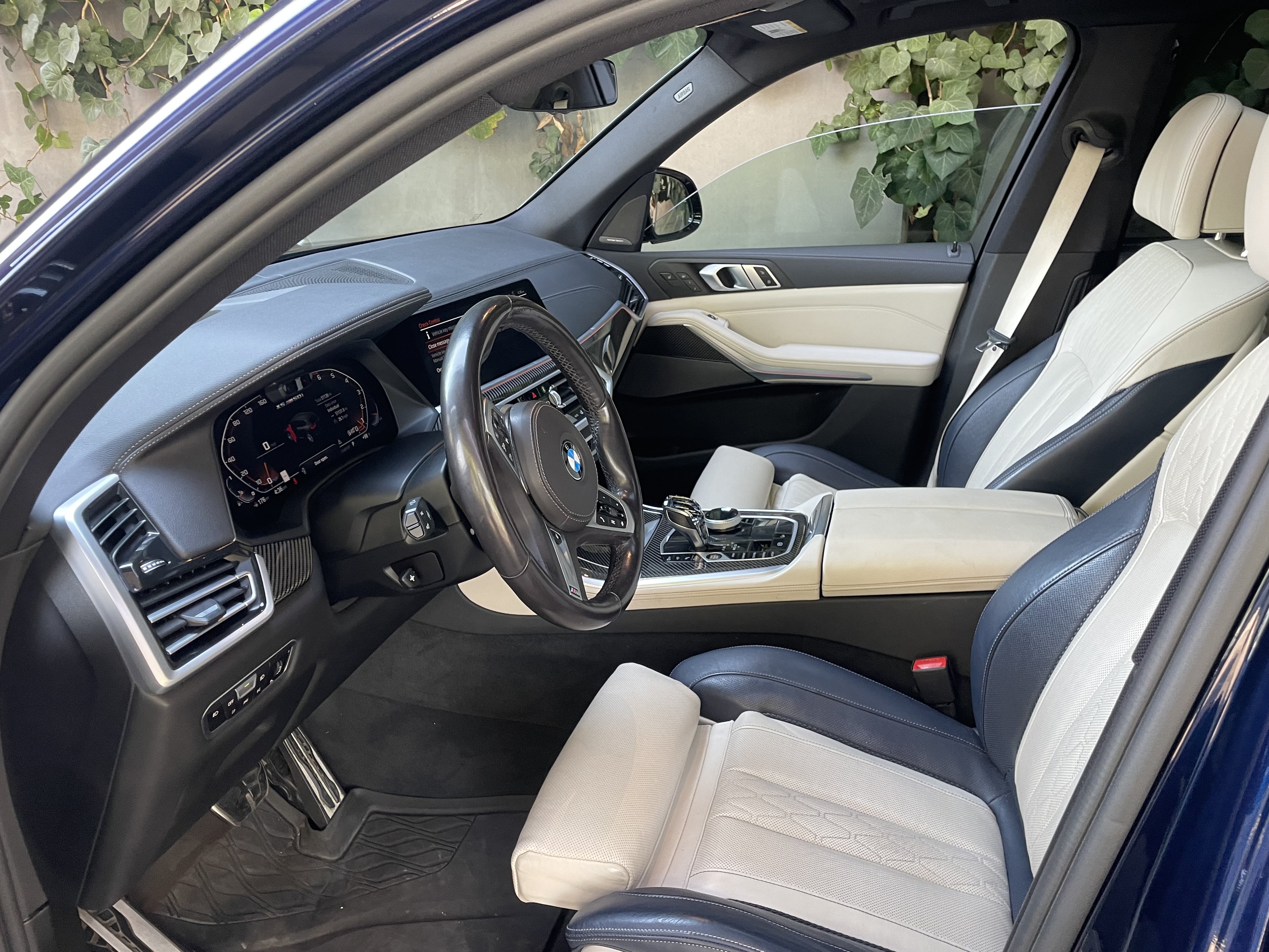 Used 2021 BMW X5 M50i w/ Executive Package AWD/4WD image 4