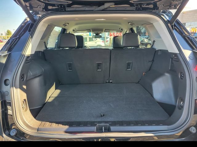 Certified 2024 GMC Terrain SLT AWD/4WD image 18