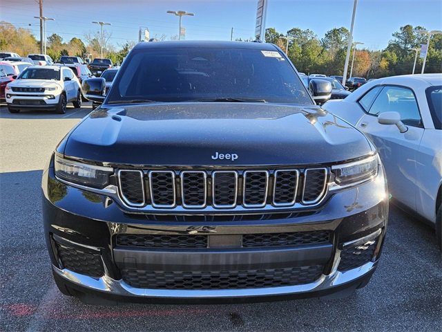 Used 2021 Jeep Grand Cherokee L Limited w/ Trailer Tow Group (B) image 2