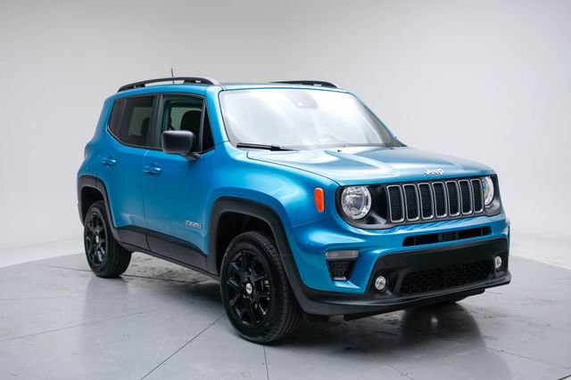 Used 2022 Jeep Renegade Latitude w/ Sun/Sound Group image 10
