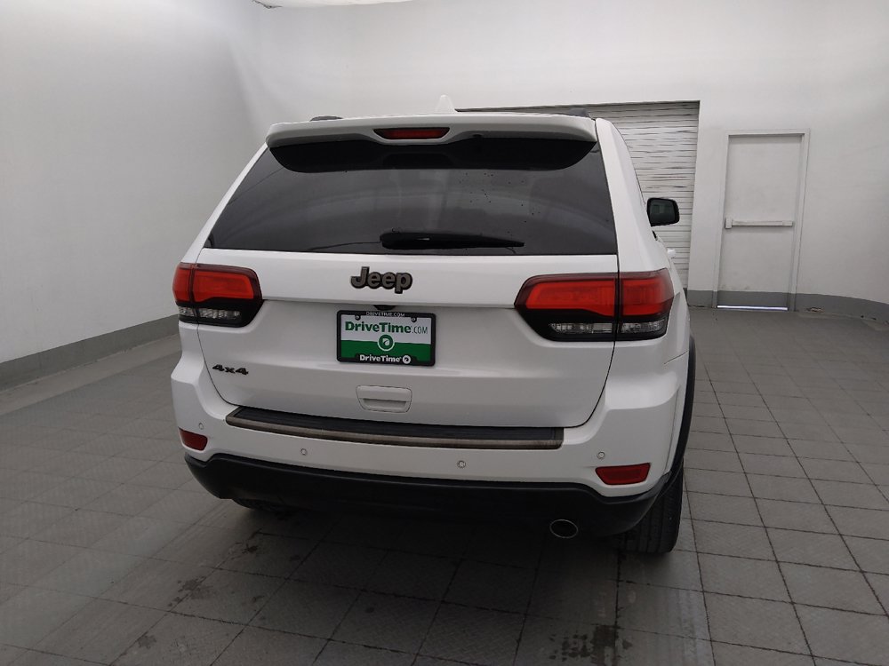 Used 2016 Jeep Grand Cherokee Limited 75th Anniversary AWD/4WD image 7