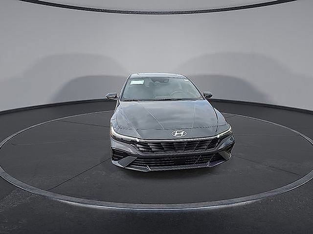 New 2026 Hyundai Elantra SEL Sport Premium FWD image 2