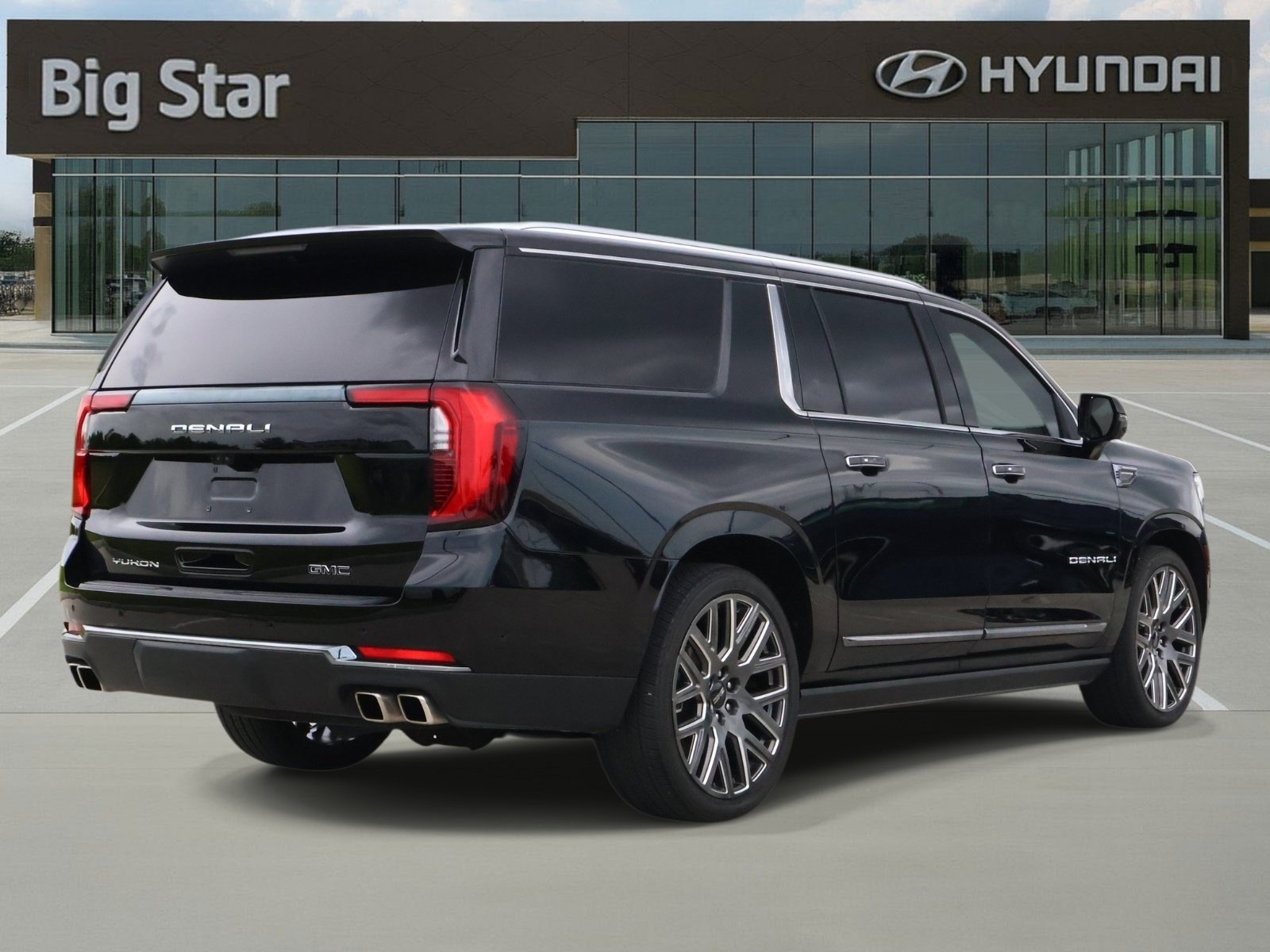 Used 2025 GMC Yukon XL Denali Ultimate AWD/4WD image 4