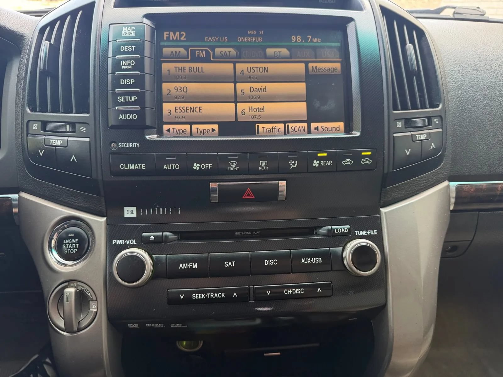 Used 2011 Toyota Land Cruiser AWD/4WD image 35