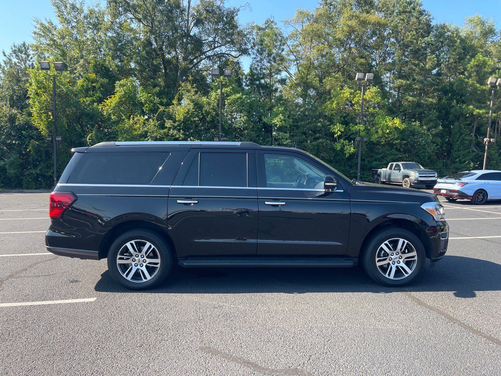 Used 2024 Ford Expedition Max Limited image 21