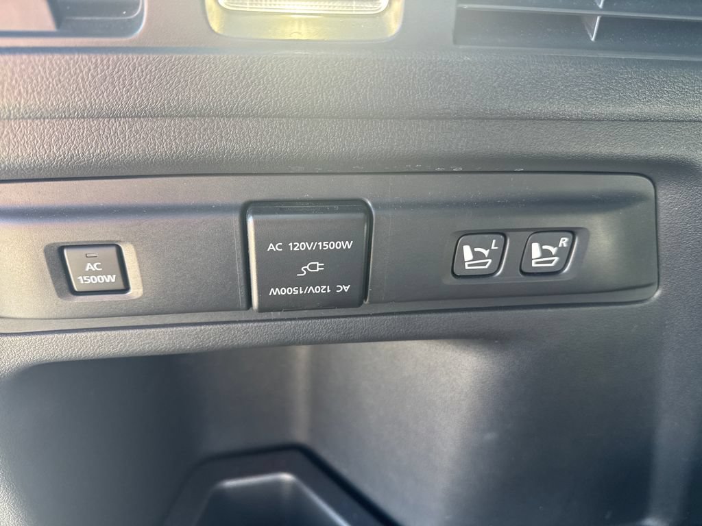Certified 2025 MAZDA CX-70 Plug-In Hybrid w/ Premium Pkg AWD/4WD image 33