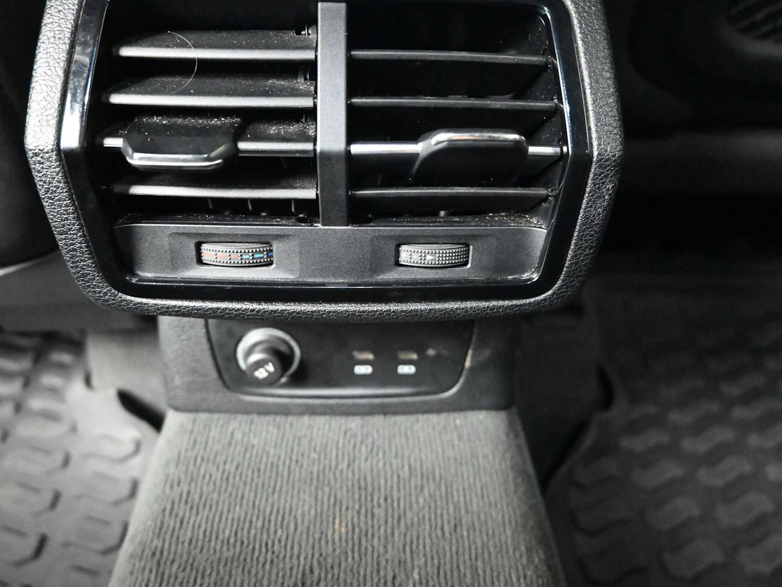 Used 2022 Audi Q3 2.0T Premium image 26