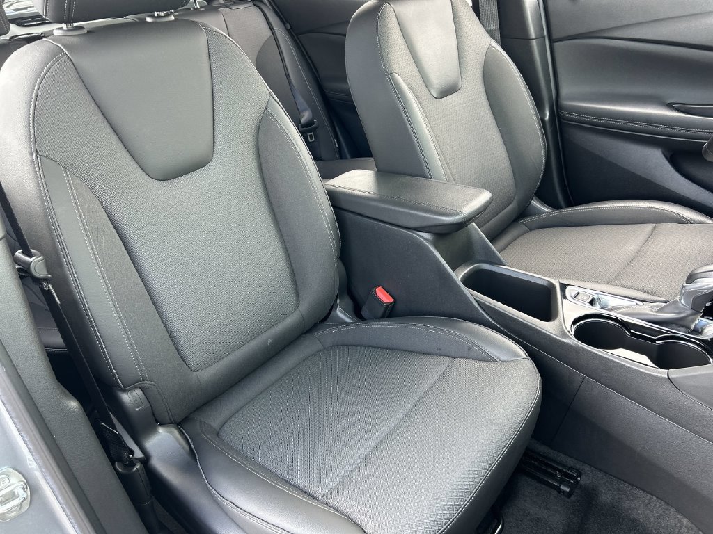 Used 2024 Buick Encore GX Preferred w/ Comfort Package FWD image 28