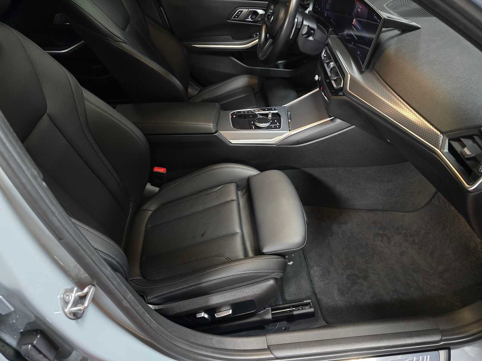 Used 2023 BMW M340i w/ Shadowloine Package image 12