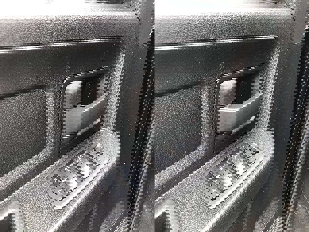 Used 2022 RAM 3500 Tradesman image 12