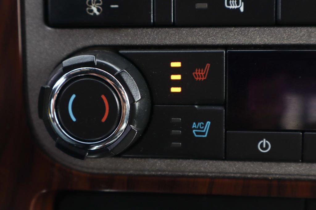 Used 2011 Ford F250 Lariat w/ Lariat Interior Pkg AWD/4WD image 36