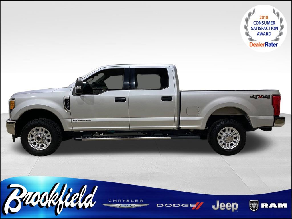 Used 2017 Ford F250 XLT AWD/4WD image 5