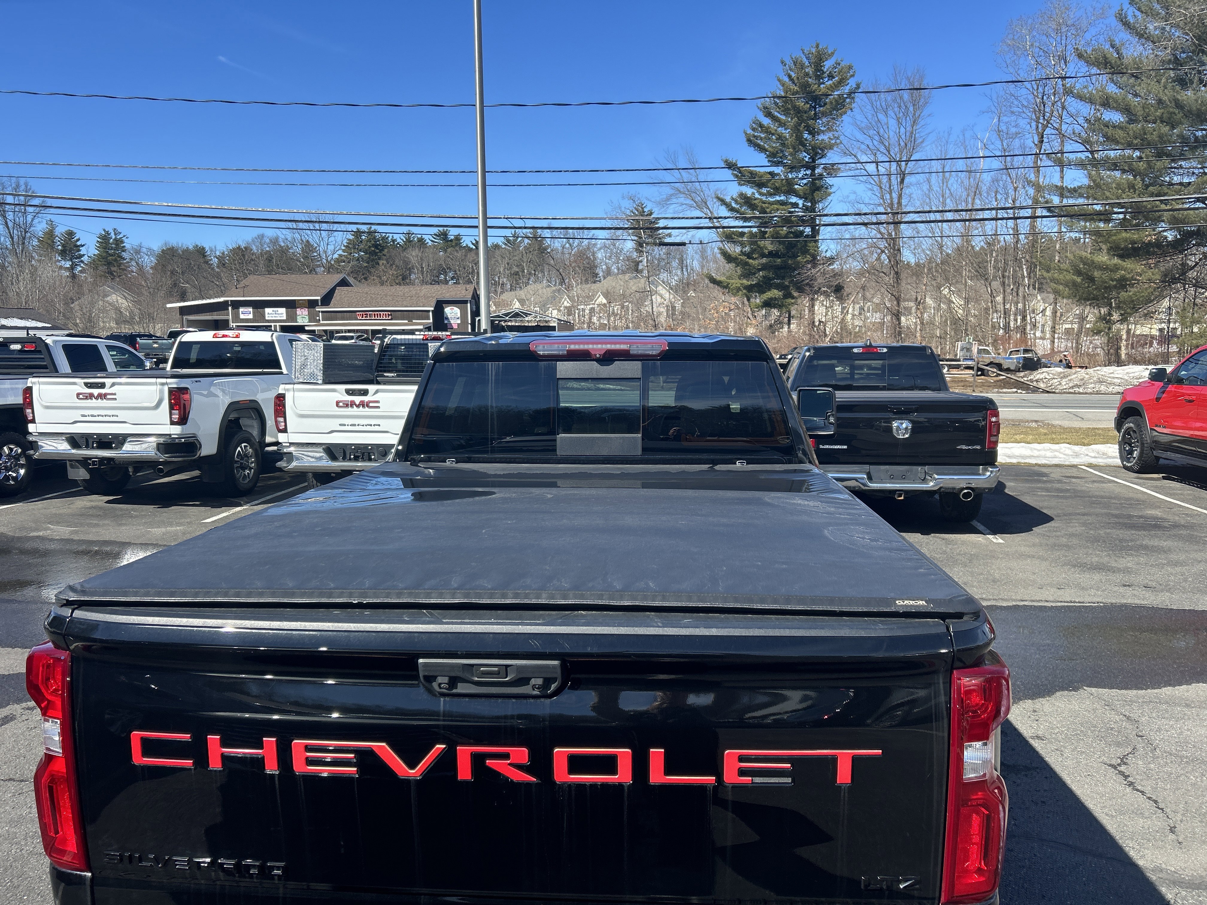 Used 2021 Chevrolet Silverado 2500 LTZ w/ LTZ Plus Package image 9