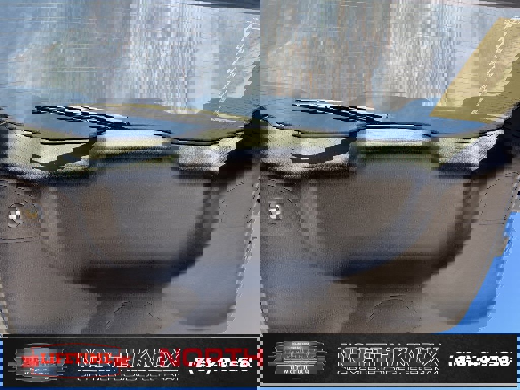 Used 2024 Chrysler Pacifica Pinnacle w/ Trailer Tow Group image 21