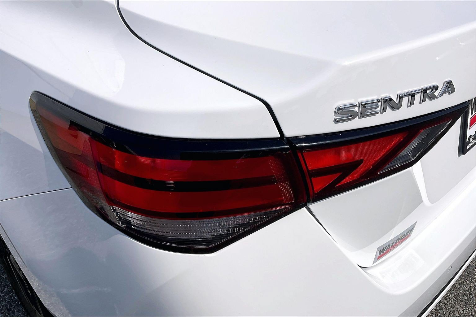 Used 2024 Nissan Sentra SV FWD image 33