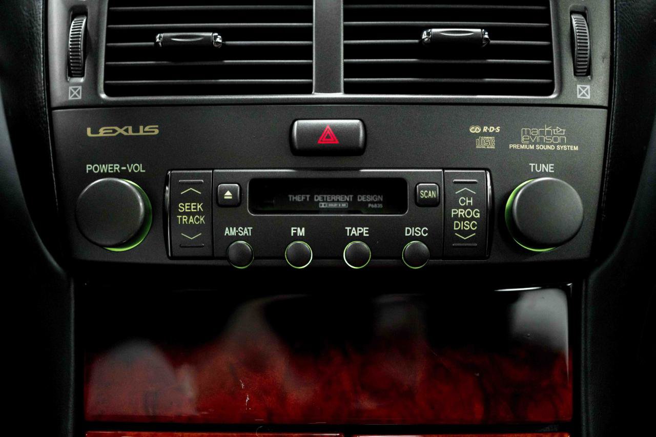 Used 2004 Lexus LS 430 RWD image 77