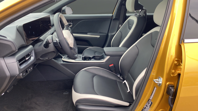 New 2026 Kia K4 GT-Line FWD image 9