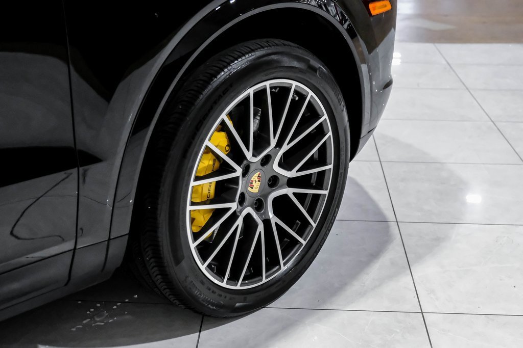 Used 2023 Porsche Cayenne image 65
