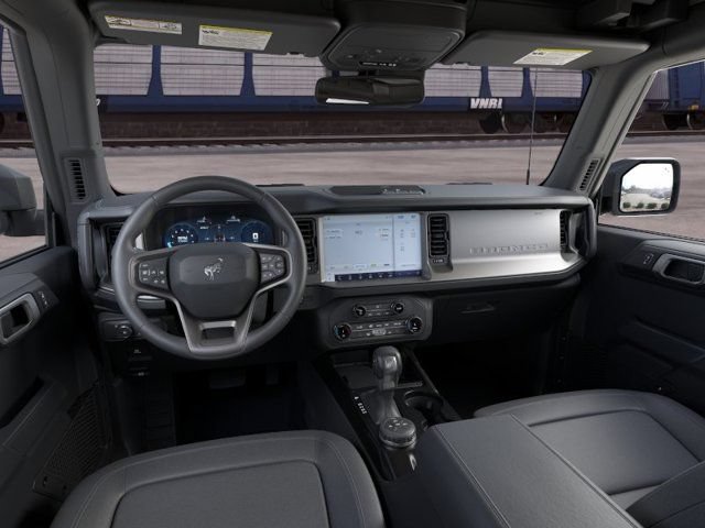 New 2026 Ford Bronco Outer Banks w/ Black Appearance Package AWD/4WD image 9