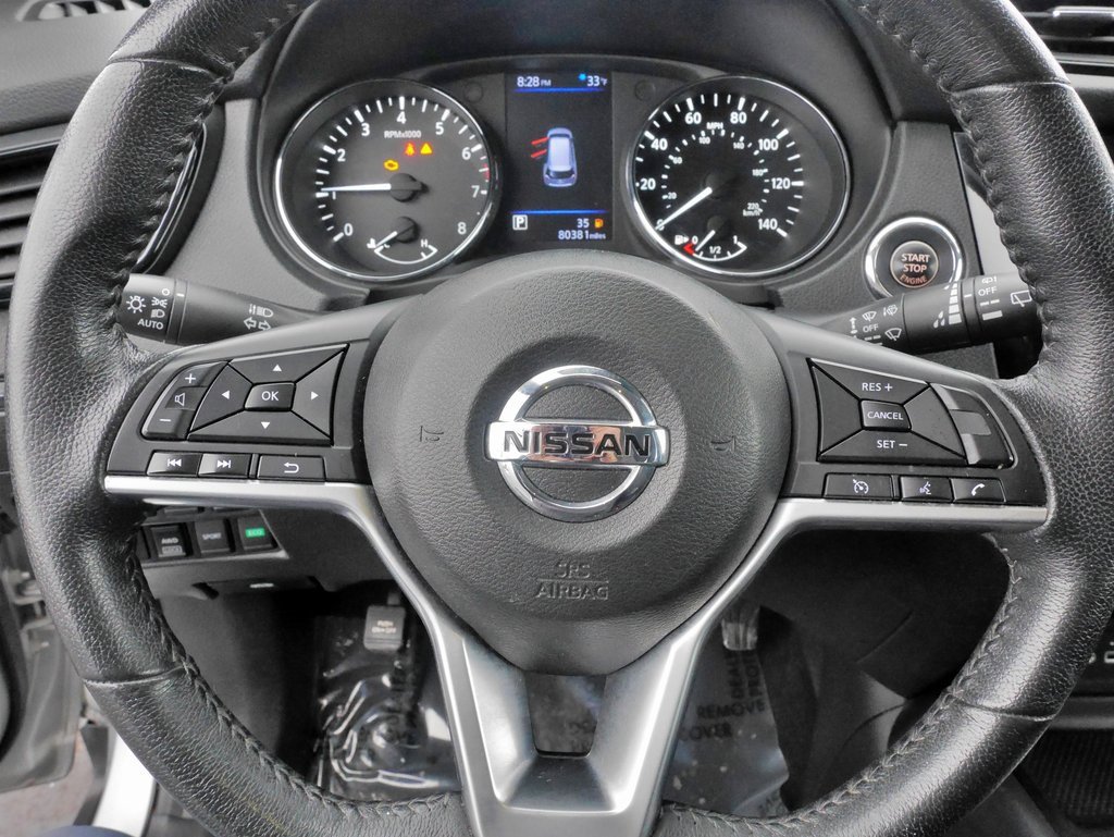 Used 2020 Nissan Rogue SV image 26