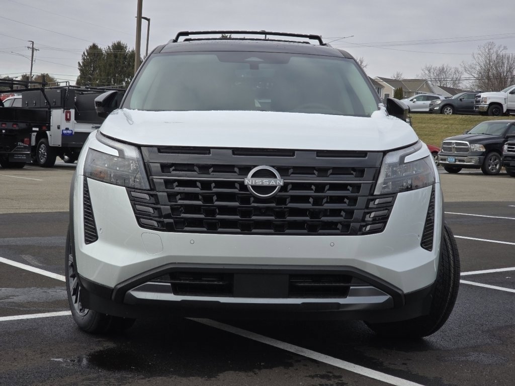 New 2026 Nissan Pathfinder Platinum image 8