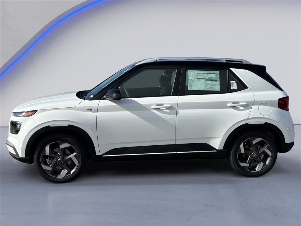 New 2026 Hyundai Venue SEL FWD image 7