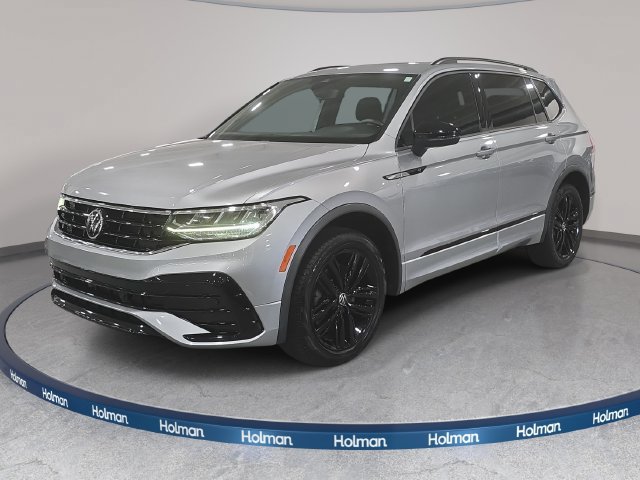 Used 2022 Volkswagen Tiguan SE R-Line