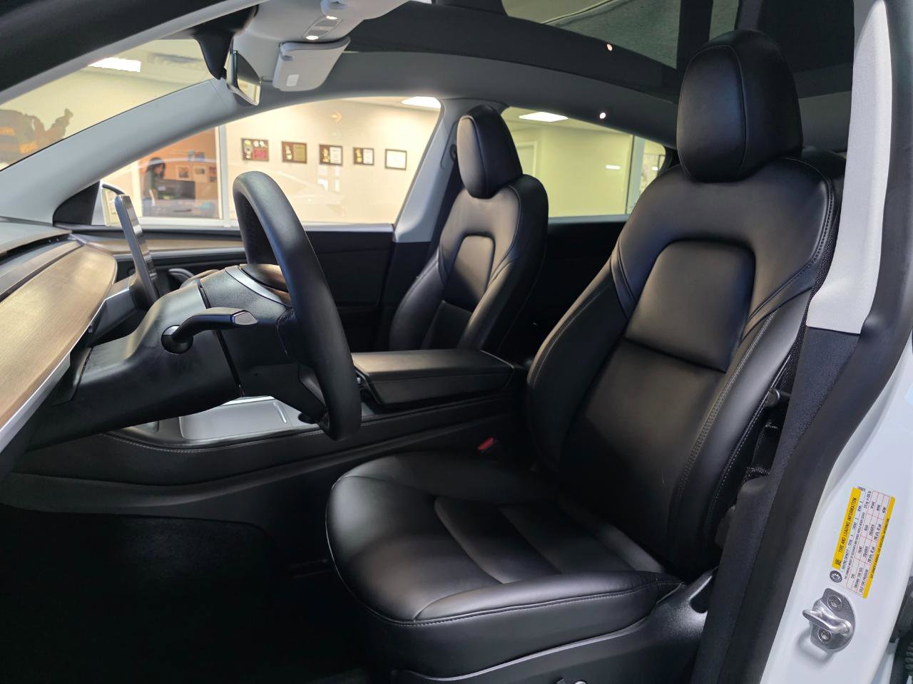 Used 2023 Tesla Model Y Long Range image 15