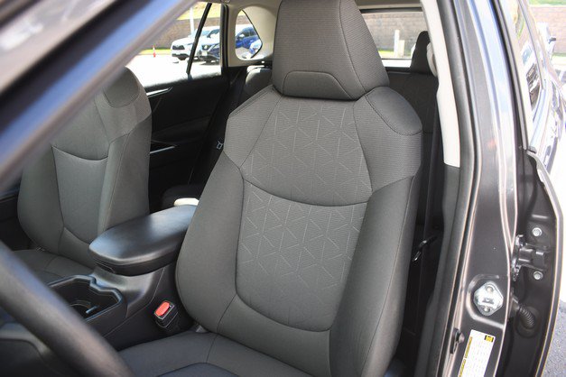 Used 2024 Toyota RAV4 XLE w/ Convenience Package AWD/4WD image 17
