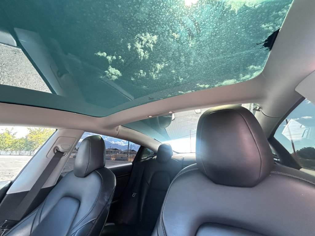 Used 2019 Tesla Model 3 Performance AWD/4WD image 25