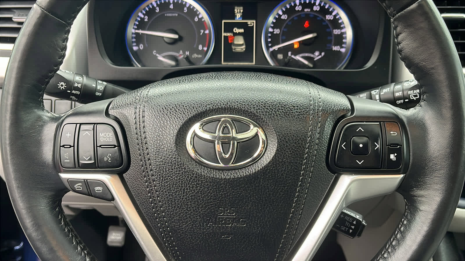 Used 2015 Toyota Highlander XLE AWD/4WD image 11