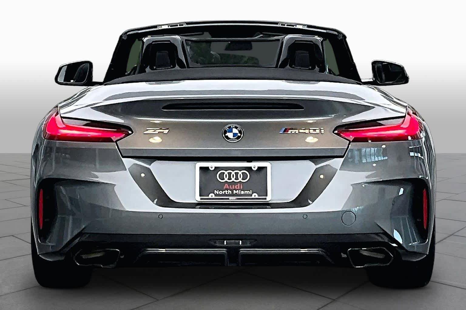 Used 2026 BMW Z4 M40i RWD image 5
