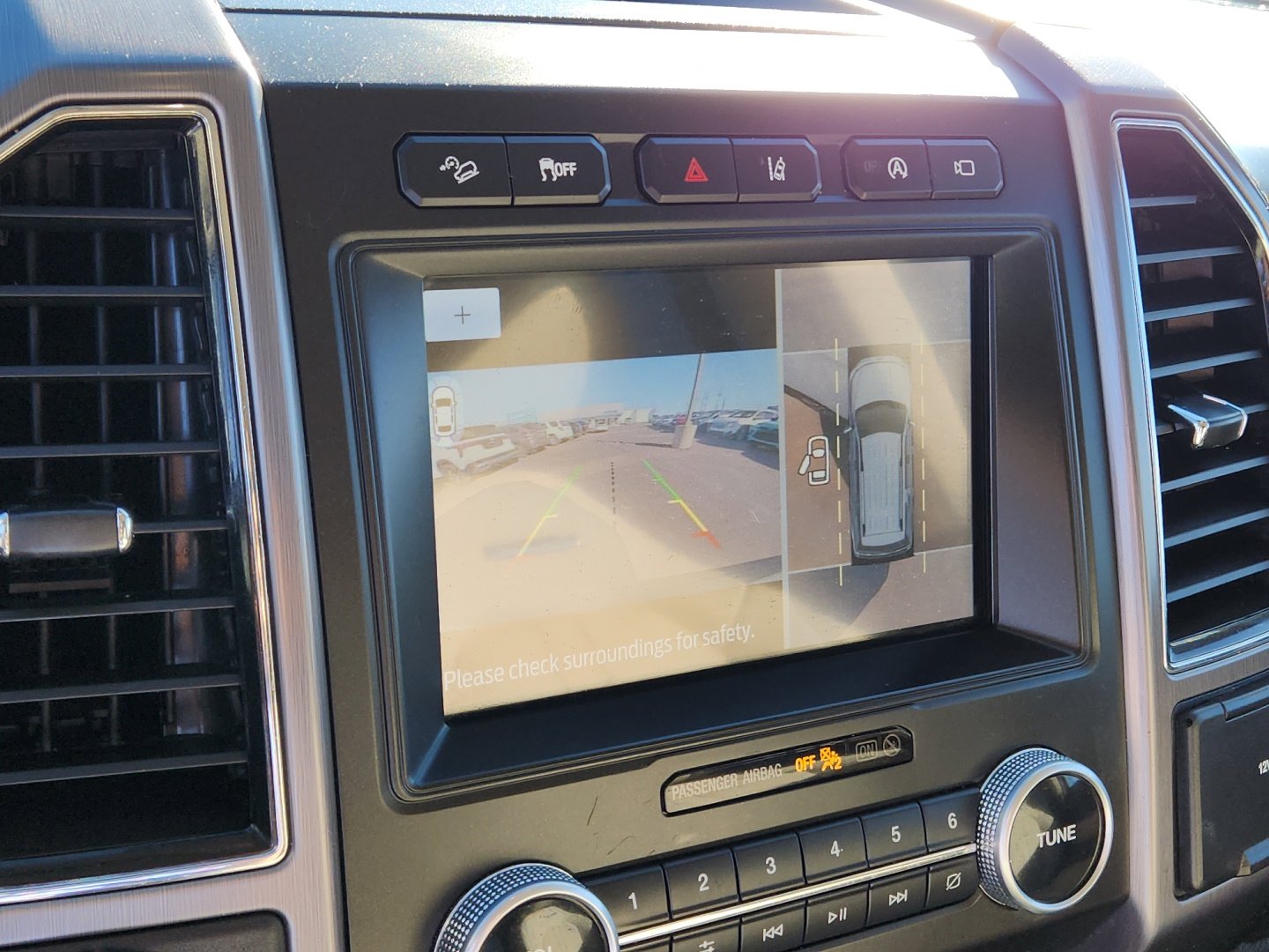 Used 2021 Ford Expedition Platinum AWD/4WD image 15